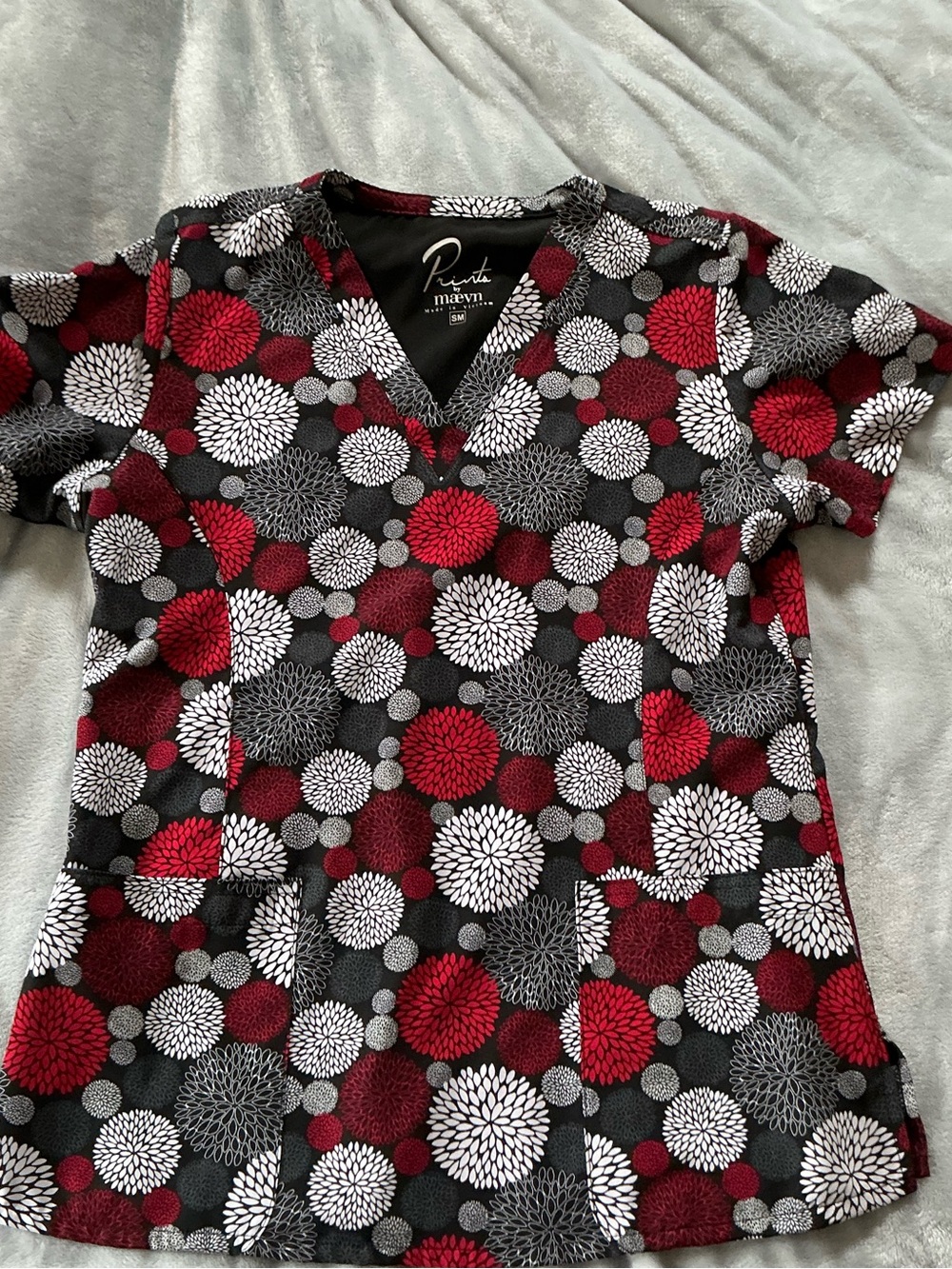 Women's Red Floral-Print V-Neck Tunic Top
